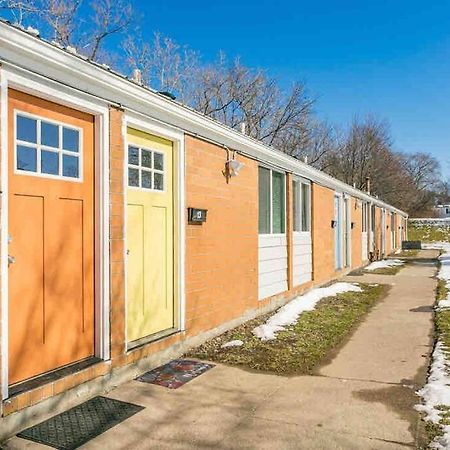 Studio W/ King Bed Near Dwtn Apartment Rochester Exterior photo